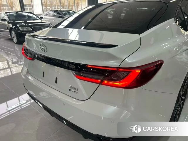 Toyota Camry 2024 Белый из Китая, фото 3