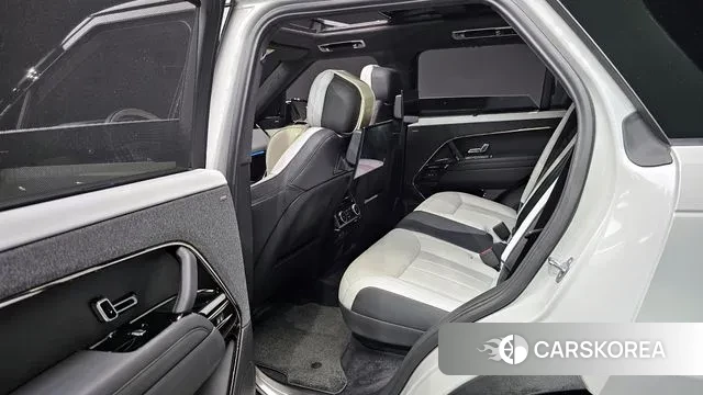 Land Rover Range Rover Sport 3rd Generation 2023 Серебристо-серый из Кореи, фото 3