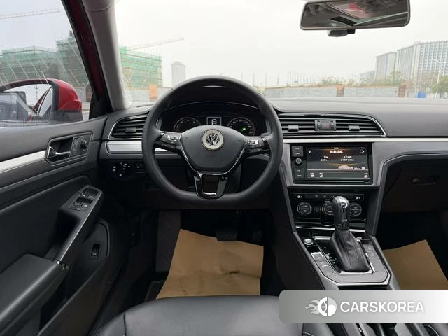 Volkswagen Lingdu 2020 Красный из Китая, фото 3