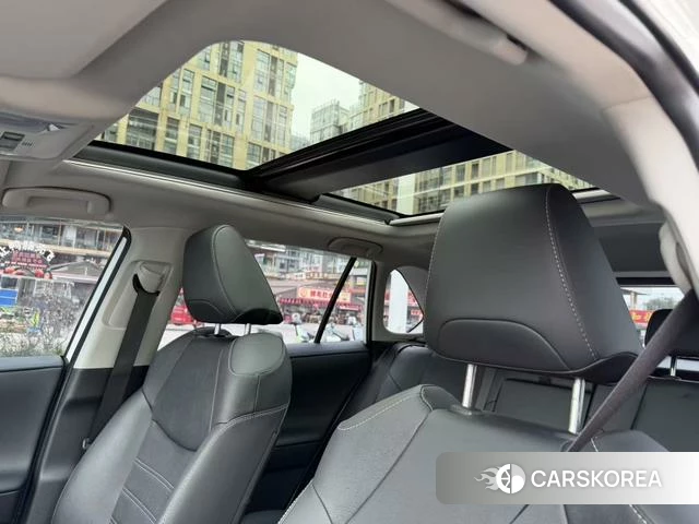 Toyota RAV4 Rongfang 2024 Белый из Китая, фото 3