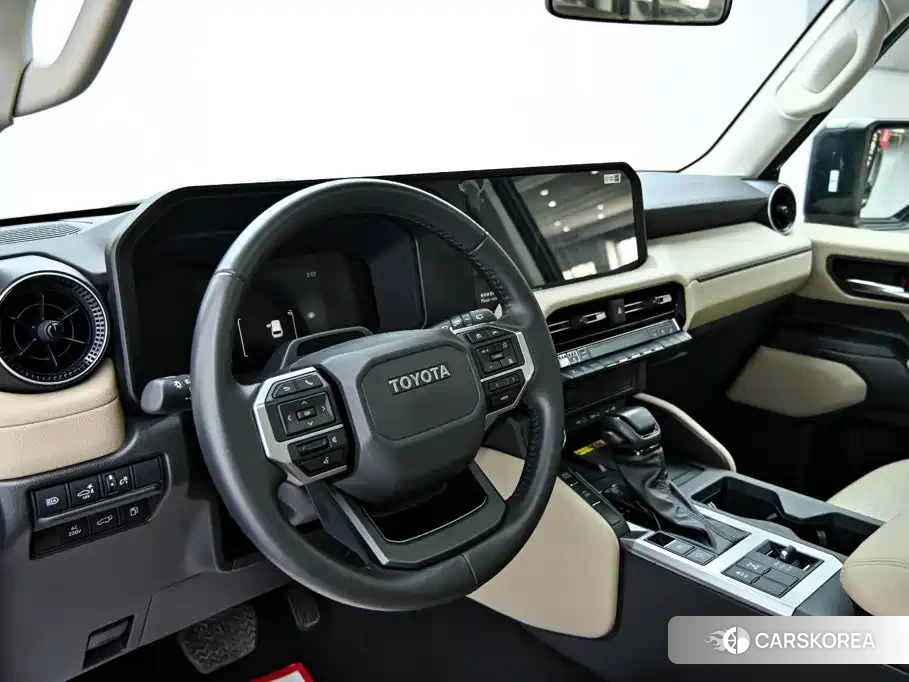 Toyota Prado 2025 Черный из Китая, фото 3