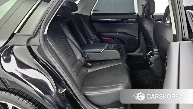 Hyundai Grandeur Hybrid (GN7) 2023 Черный из Кореи, фото 3