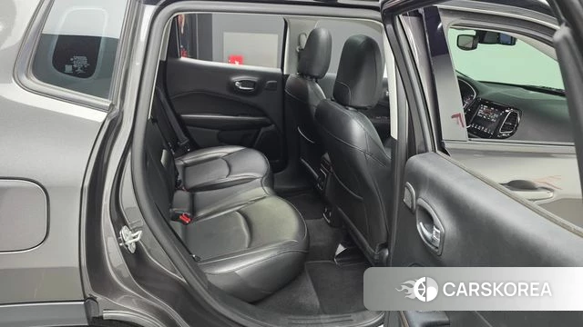 Jeep Compass 2nd Generation 2019 Серый из Кореи, фото 3