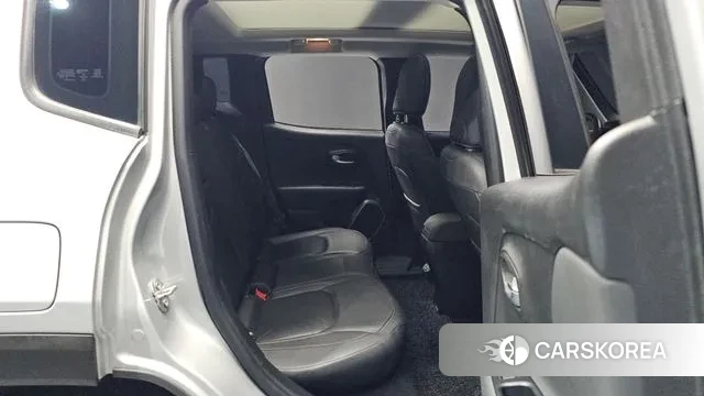 Jeep Renegade 2019 Серебристо-серый из Кореи, фото 3