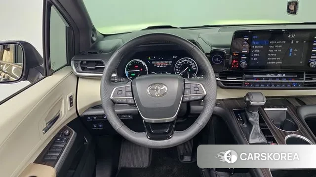 Toyota Sienna 4th Generation 2022 Серый из Кореи, фото 3