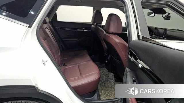 Kia Seltos 2022 Белый из Кореи, фото 3