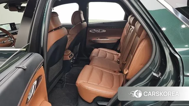 Genesis GV70 2021 Зеленый из Кореи, фото 3