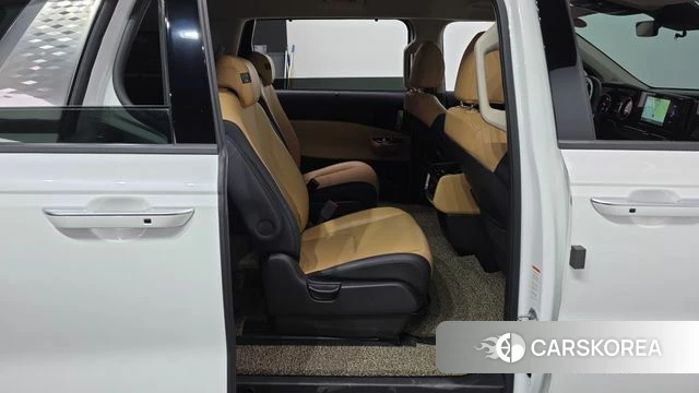 Kia Carnival 4th generation 2022 Белый из Кореи, фото 3