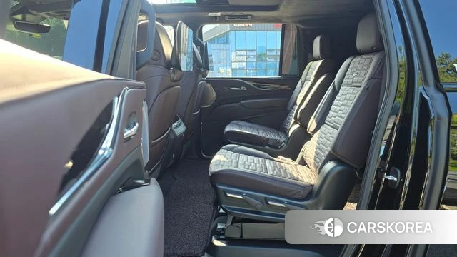 Cadillac Escalade 5th Generation 2023 Черный из Кореи, фото 3