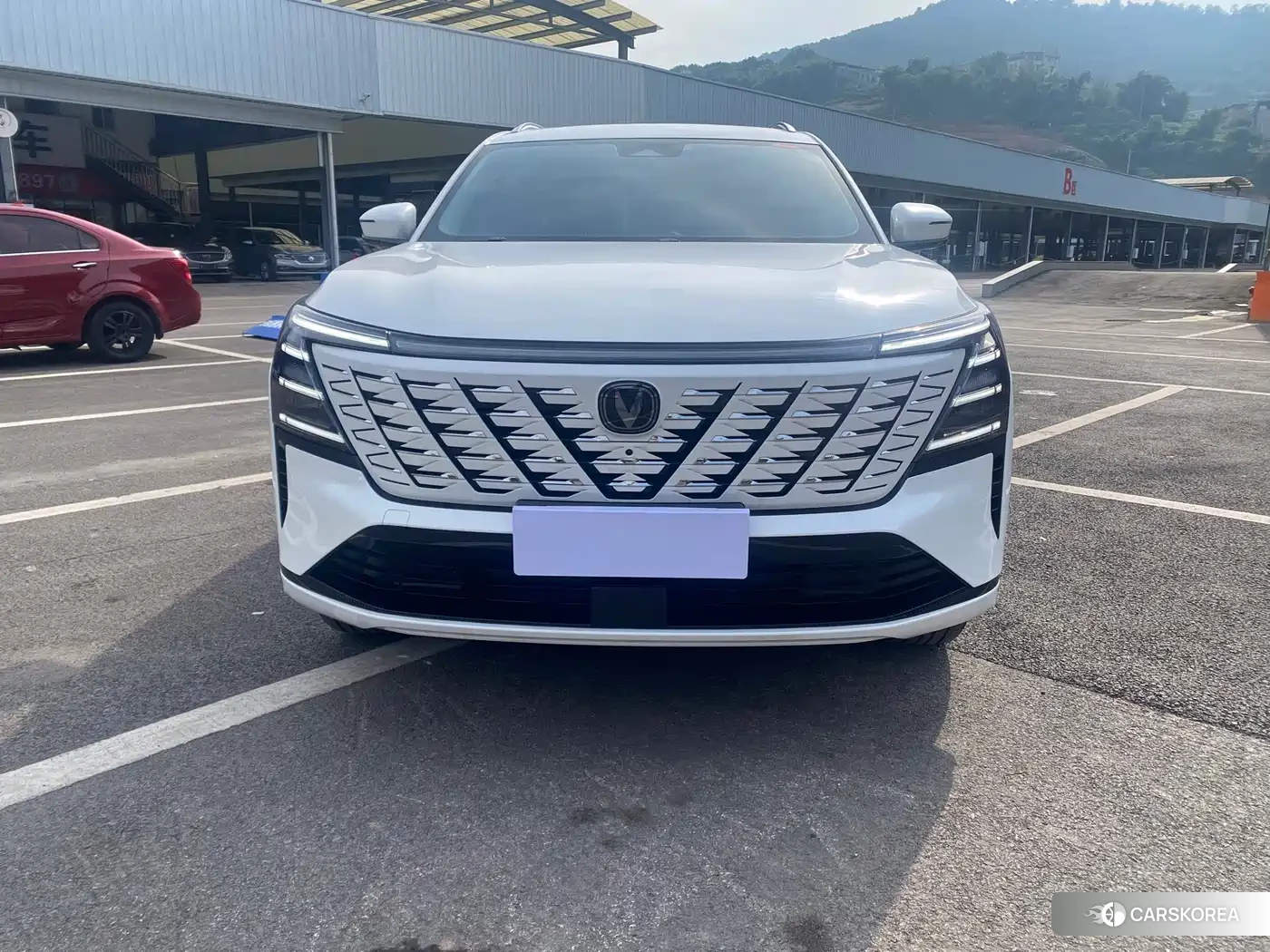 Chang'an CS75PLUS 2025 Белый из Китая, фото 3