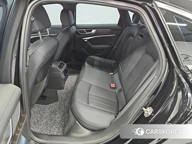 Audi A6 (C8) 2021 Черный из Кореи, фото 3