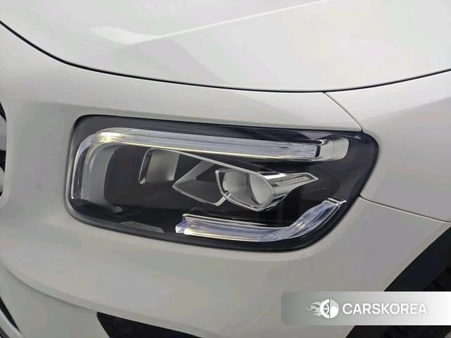 Mercedes-Benz GLB 2022 Белый из Китая, фото 3