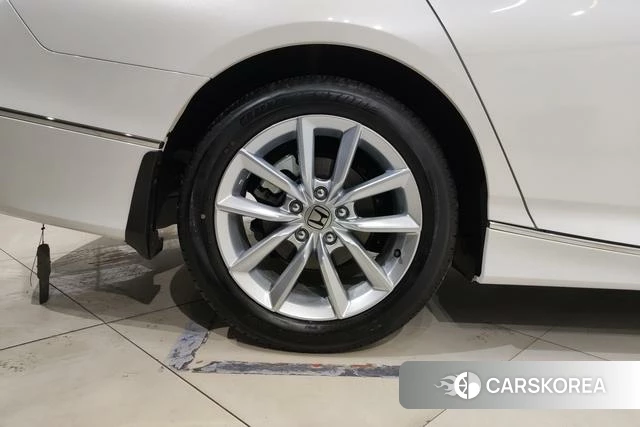 Honda Accord 2023 Белый из Китая, фото 3