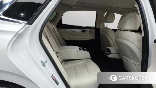 Hyundai The New Grandeur IG Hybrid 2022 Белый из Кореи, фото 3