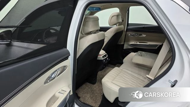 Genesis GV70 2023 Белый из Кореи, фото 3