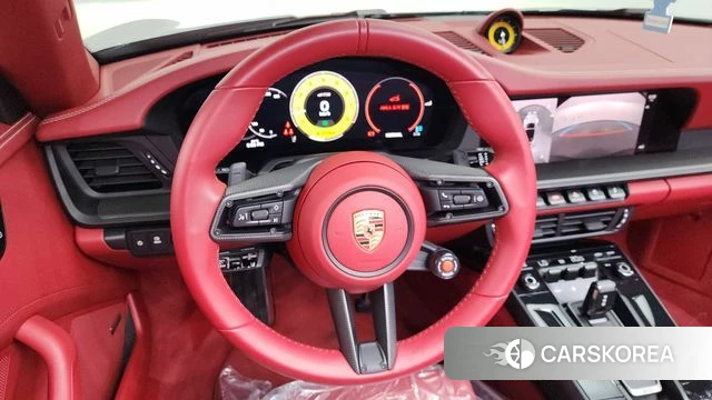 Porsche 911(992) 2025 Серебристо-серый из Кореи, фото 3