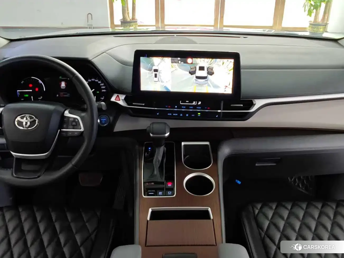 Toyota Sienna 2022 Silver/gray из Китая, фото 3