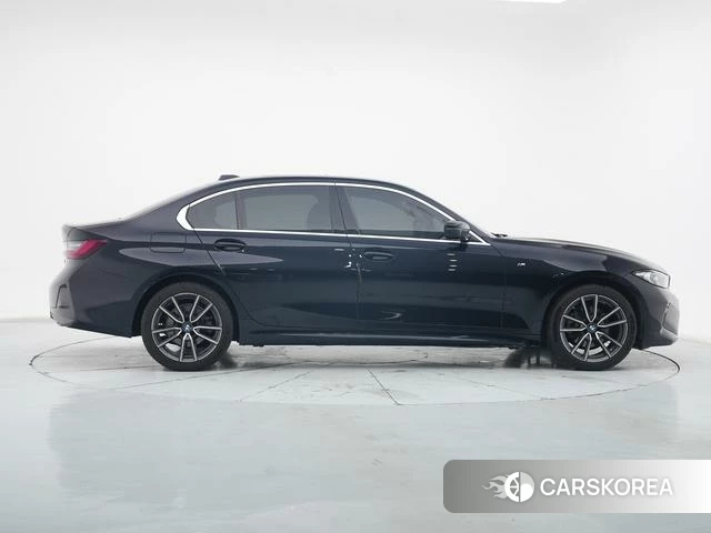 BMW 3 series 2024 Черный из Китая, фото 3