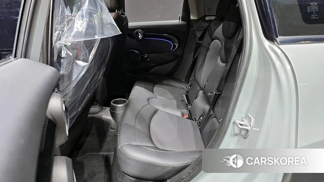 Mini Cooper 2022 Серебристо-серый из Кореи, фото 3