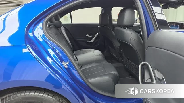 Mercedes-Benz A-Class W177 2025 Синий из Кореи, фото 3