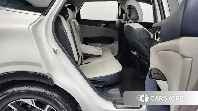 Kia Sportage 5th Generation 2024 Белый из Кореи, фото 3