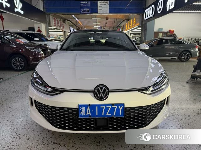 Volkswagen Lingdu 2023 Белый из Китая, фото 3