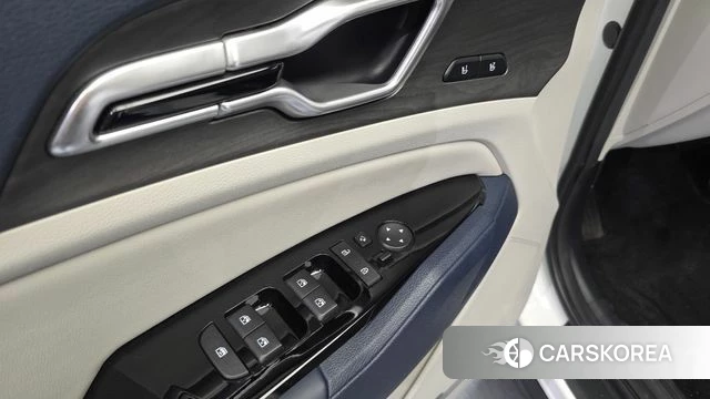 Kia Sportage 5th Generation Hybrid 2022 Белый из Кореи, фото 3