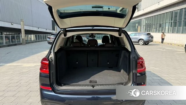 BMW X3 2021 Черный из Китая, фото 3