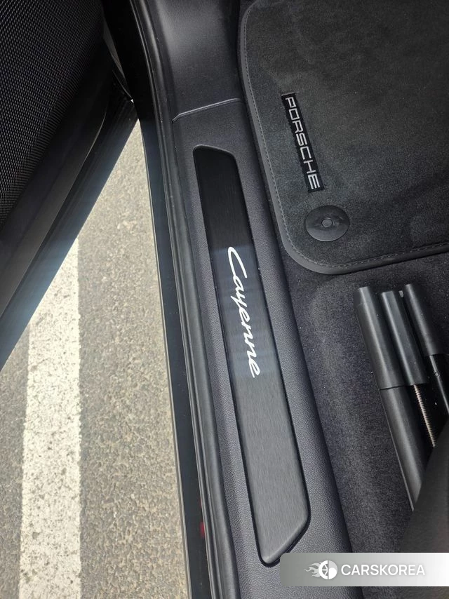 Porsche Cayenne (PO536) 2025 Черный из Кореи, фото 3