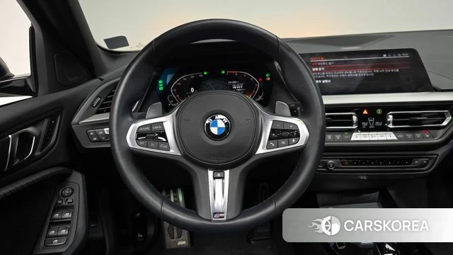 BMW 1 Series (F40) 2023 Белый из Кореи, фото 3