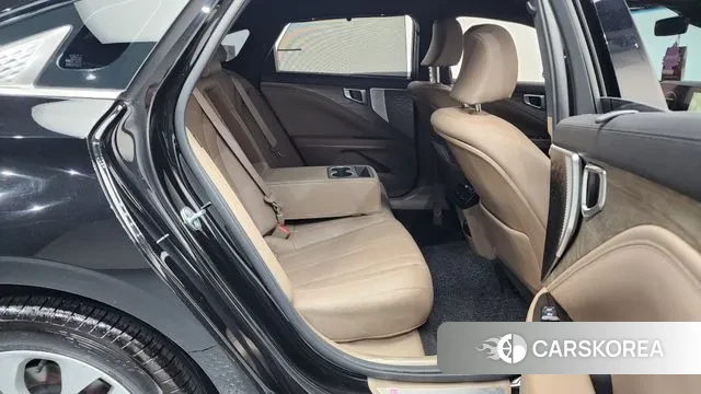 Kia K8 2024 Черный из Кореи, фото 3