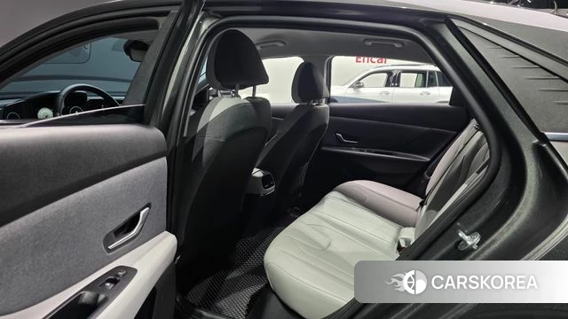 Hyundai Avante (CN7) 2021 Серый из Кореи, фото 3