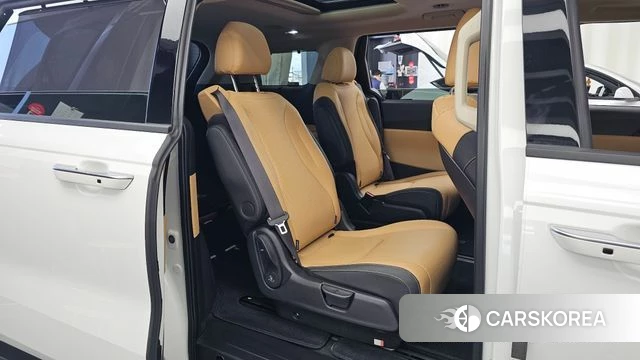 Kia Carnival 4th generation 2023 Белый из Кореи, фото 3