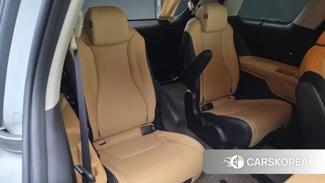 Kia Carnival 4th generation 2023 Белый из Кореи, фото 3