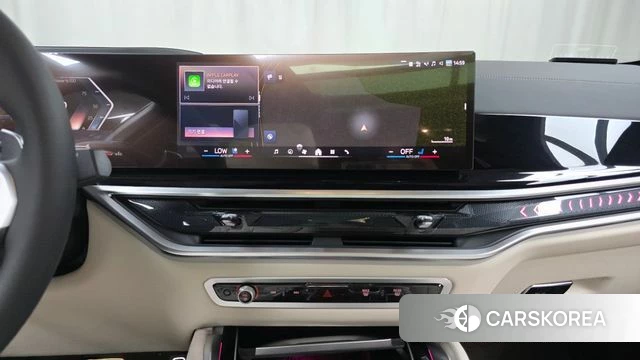 BMW X6 (G06) 2026 Черный из Кореи, фото 3