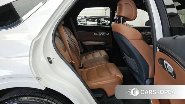 Genesis GV70 2023 Белый из Кореи, фото 3