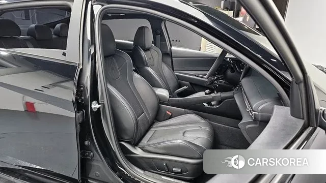 Hyundai Avante (CN7) 2022 Черный из Кореи, фото 3