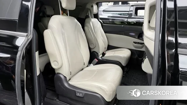 Kia Carnival 4th generation 2020 Черный из Кореи, фото 3