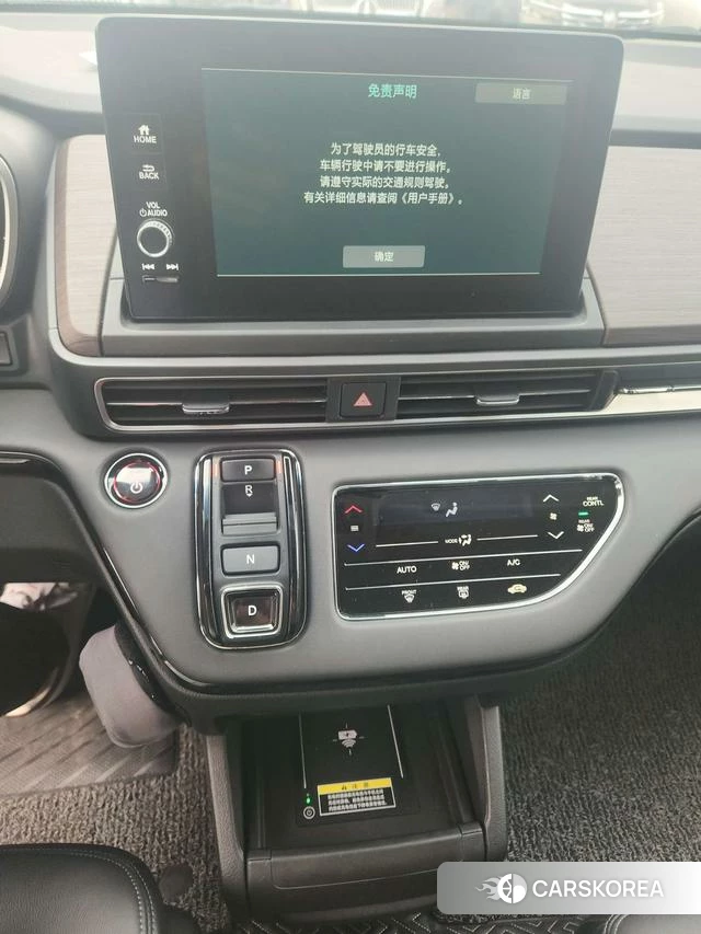 Honda Odyssey 2025 Белый из Китая, фото 3