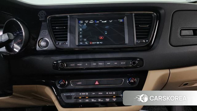 Kia The New Carnival 2018 Черный из Кореи, фото 3