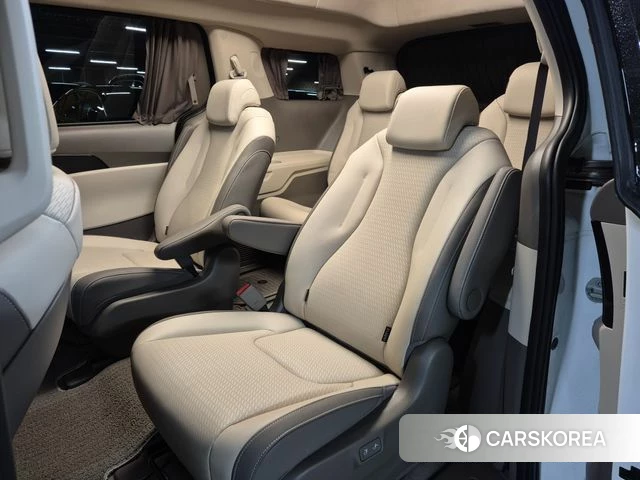 Kia The New Carnival 4th Generation 2025 Белый из Кореи, фото 3
