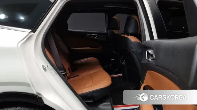 Kia Sportage 5th Generation 2022 Белый из Кореи, фото 3