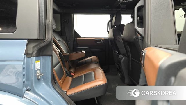 Ford Bronco 6th Generation 2024 Небесно-голубой из Кореи, фото 3