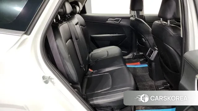 Kia Sportage 5th Generation 2021 Белый из Кореи, фото 3