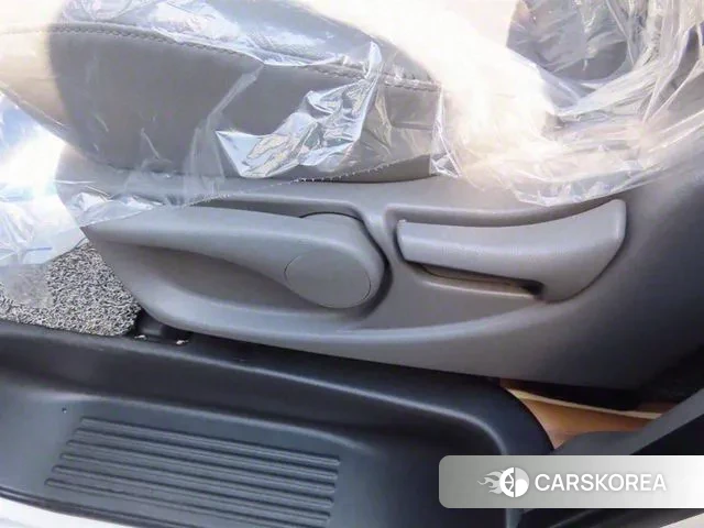 Hyundai The New Grand Starex 2018 Белый из Кореи, фото 3