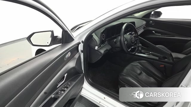 Hyundai Avante (CN7) 2022 Белый из Кореи, фото 3