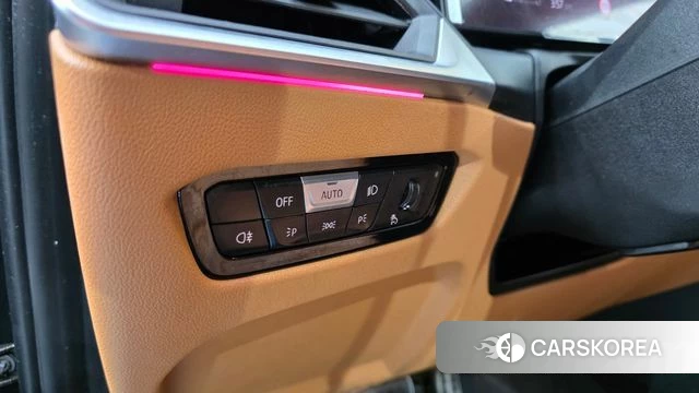 BMW 3 Series (G20) 2023 Черный из Кореи, фото 3