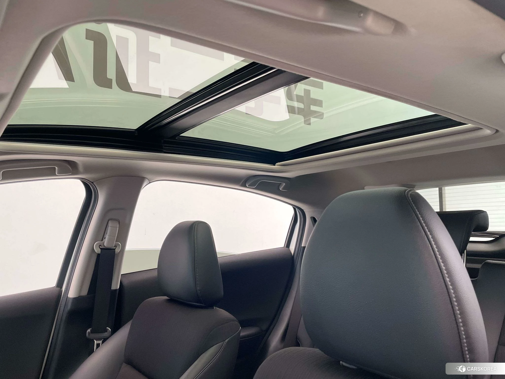 Honda Vezel 2020 Белый из Китая, фото 3