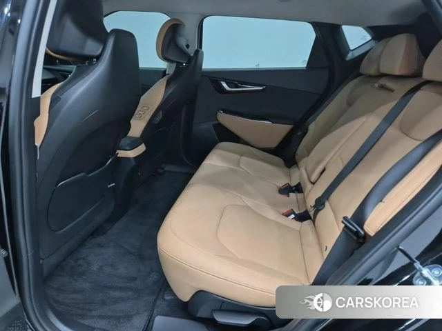 Kia EV6 2023 Черный из Кореи, фото 3