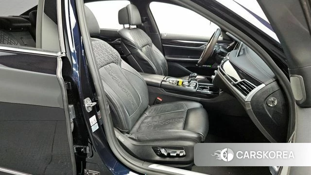 BMW 7 Series (G11) 2018 Синий из Кореи, фото 3